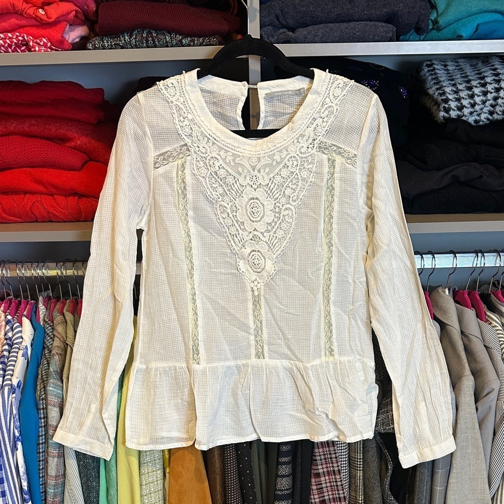 Version Originale 100% cotton lace/embroidered long sleeve blouse size 8